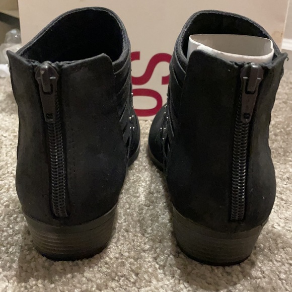 So Redfield Black Ankle Boots - Picture 5 of 8